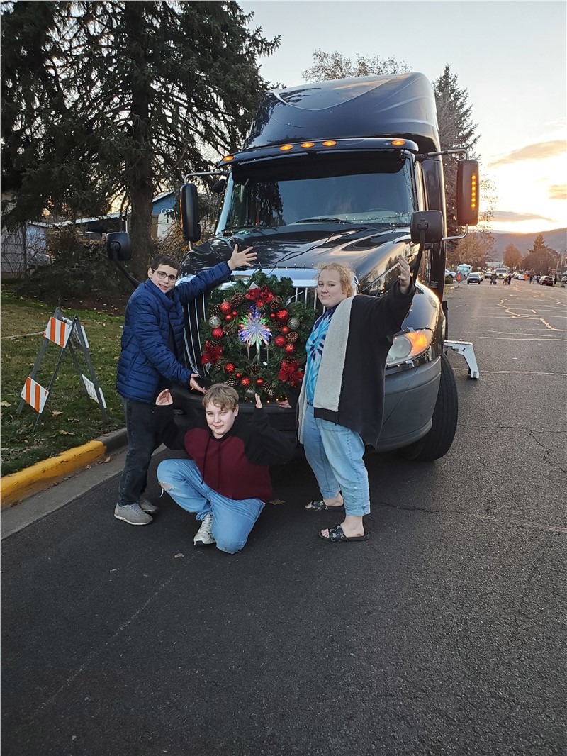 160 Driving Academy Medford branch location participates in Holiday Parade!