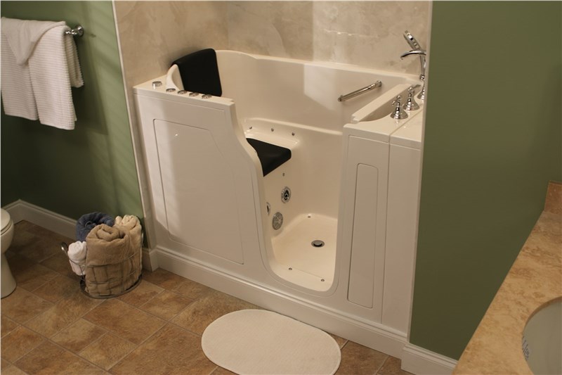 Remain Independent with a Walk-in Tub from Bath Planet