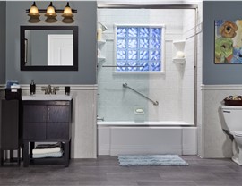 Baths - Wall Surrounds Photo 4