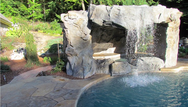 Water Features - Grottos and Caves Photo 1
