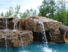 Water Features - Pool Waterfalls Photo 3