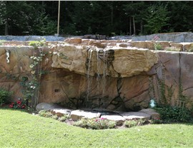Water Features - Water Wall Photo 2